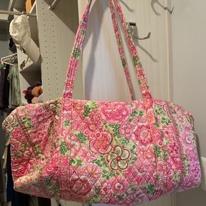 Vera Bradley Duffle 🌸🌸